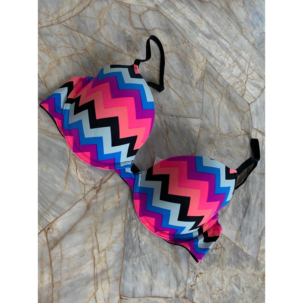 Victoria's Secret PINK Wear Everywhere Push-Up Bra Multi-Color Chevron Y2K 34B